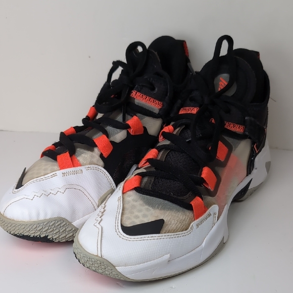 Jordan - Picture 1 of 17